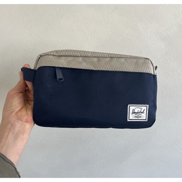 Herschel Supply Co. Other - Herschel Travel Kit Bag Men’s Kit Navy Blue Tan Sport Bathroom Vanity Cosmetic